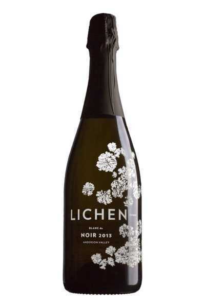 Lichen-Estate-Pinot-Noir