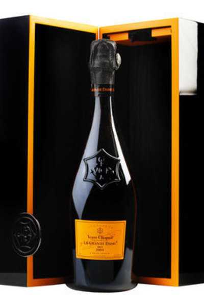 Veuve Clicquot Yellow Label Brut Gift Box: Price, Ratings & Reviews ...