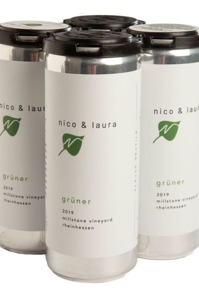 Nico-&-Laura-Gruner-Veltliner-2019