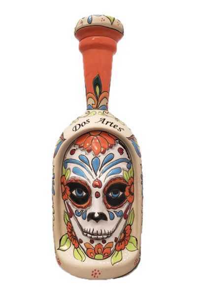 Dos-Artes-Extra-Anejo-‘Skull’-Bottle