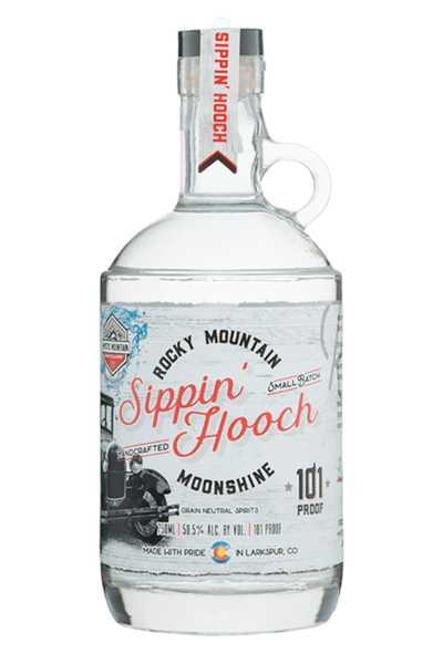 Mystic-Mountain-Sippin-Hooch-Moonshine