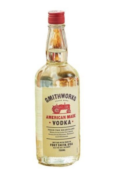 Smithworks-Vodka-with-2-Solo-Cups